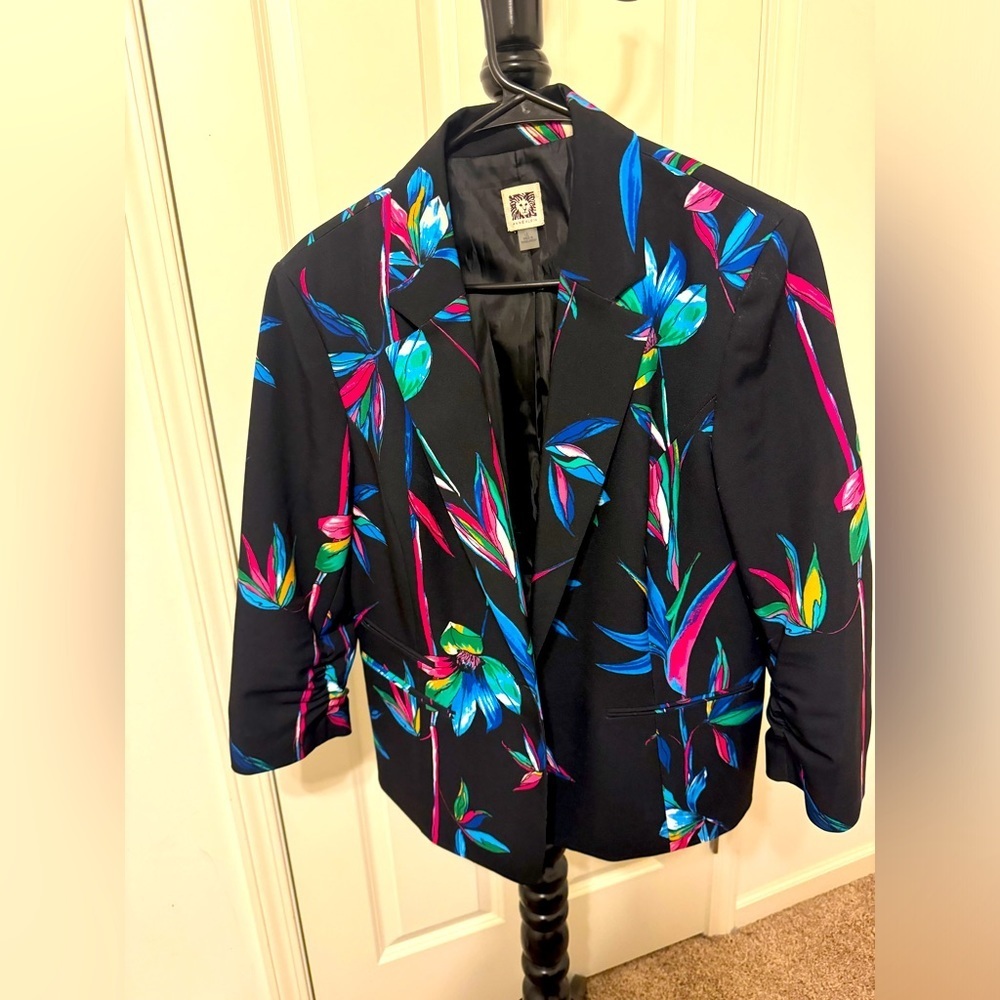 Anne Klein Floral Blazer jacketAnne Klein Floral Blazer jacket